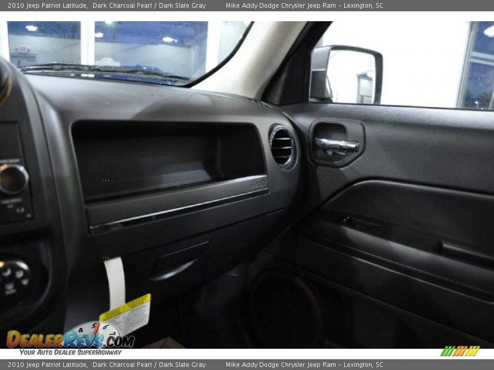 2010 Jeep Patriot Latitude Dark Charcoal Pearl / Dark Slate Gray Photo #14