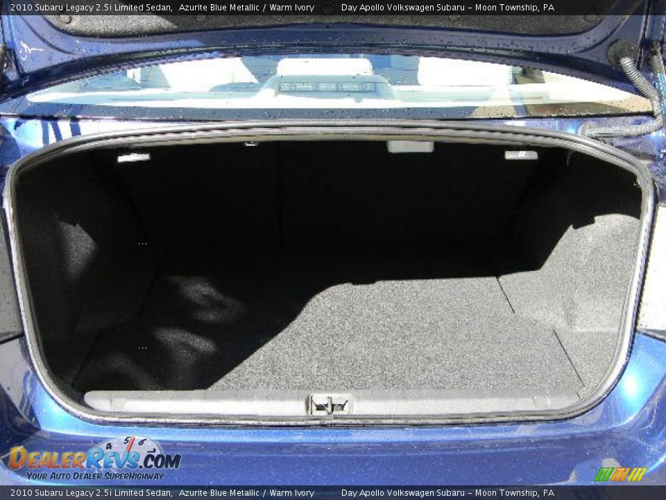 2010 Subaru Legacy 2.5i Limited Sedan Azurite Blue Metallic / Warm Ivory Photo #9