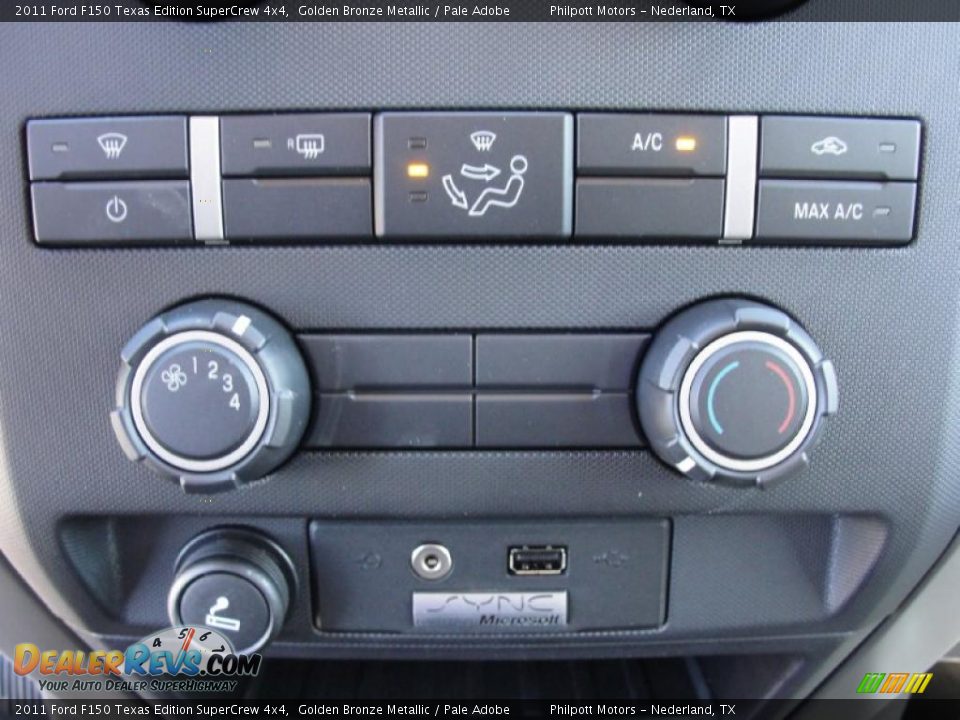 2011 Ford F150 Texas Edition SuperCrew 4x4 Golden Bronze Metallic / Pale Adobe Photo #30