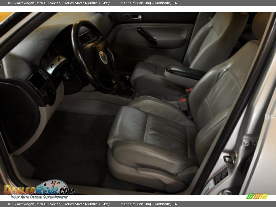 2003 Volkswagen Jetta GLI Sedan Reflex Silver Metallic / Grey Photo #11