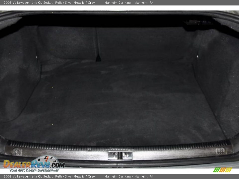 2003 Volkswagen Jetta GLI Sedan Reflex Silver Metallic / Grey Photo #13