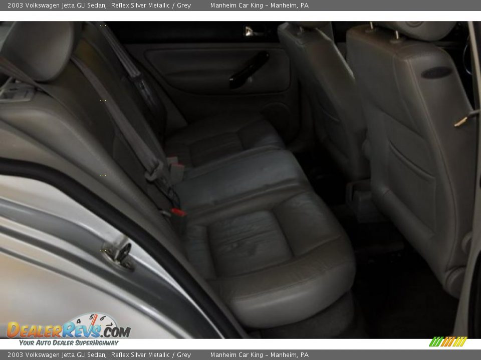 2003 Volkswagen Jetta GLI Sedan Reflex Silver Metallic / Grey Photo #14