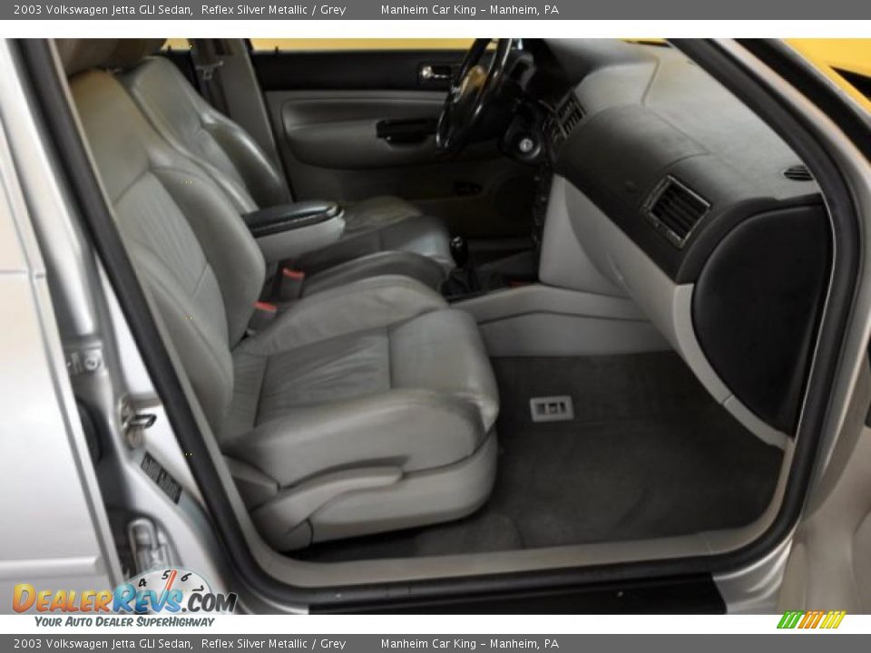 2003 Volkswagen Jetta GLI Sedan Reflex Silver Metallic / Grey Photo #15