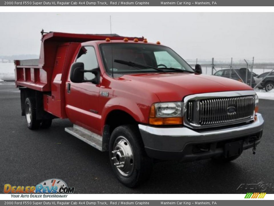 2000 Ford F550 Super Duty XL Regular Cab 4x4 Dump Truck Red / Medium Graphite Photo #1