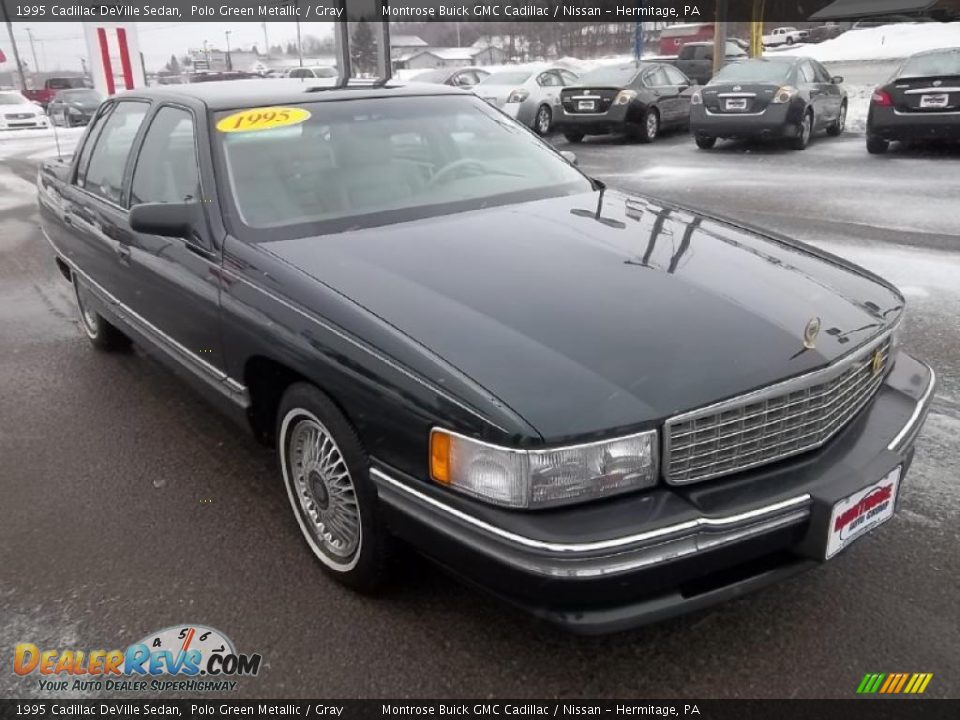 1995 Cadillac DeVille Sedan Polo Green Metallic / Gray Photo #3