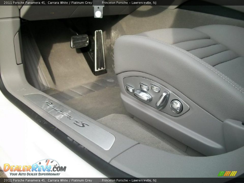 2011 Porsche Panamera 4S Carrara White / Platinum Grey Photo #10