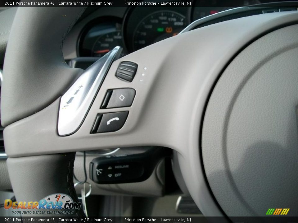 Controls of 2011 Porsche Panamera 4S Photo #14