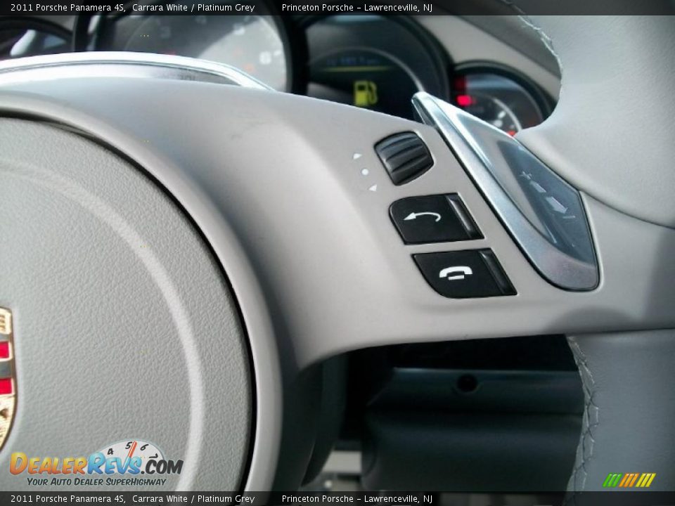 Controls of 2011 Porsche Panamera 4S Photo #15