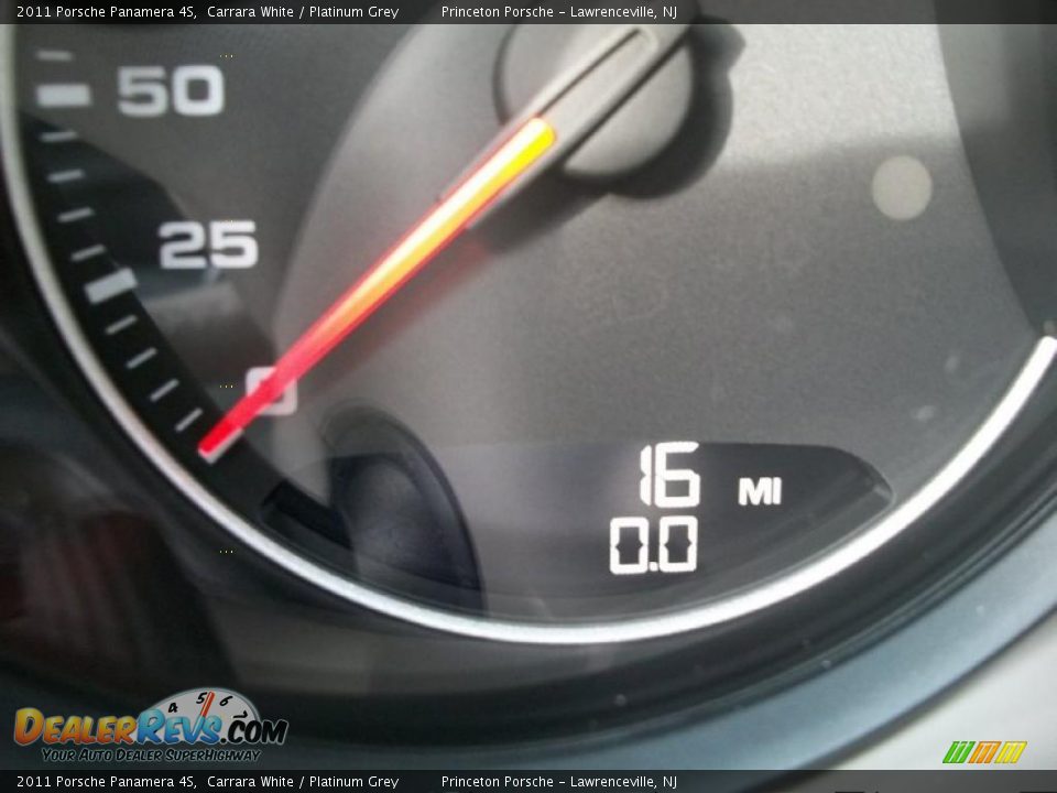 2011 Porsche Panamera 4S Carrara White / Platinum Grey Photo #16