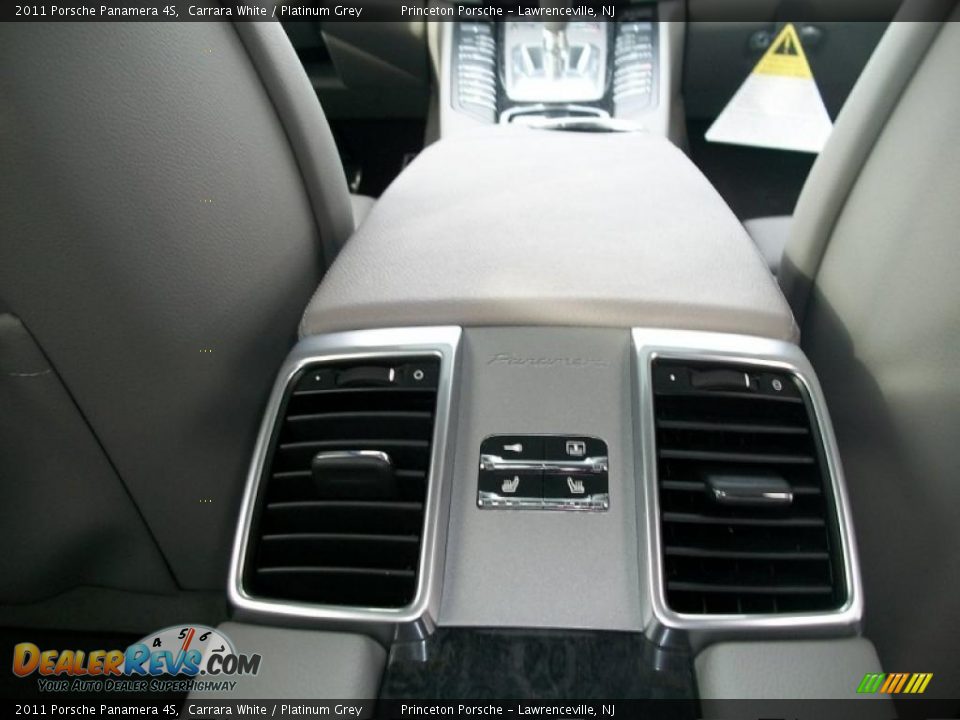 Controls of 2011 Porsche Panamera 4S Photo #23