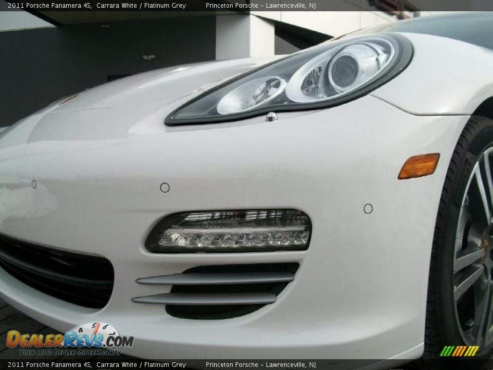 2011 Porsche Panamera 4S Carrara White / Platinum Grey Photo #29