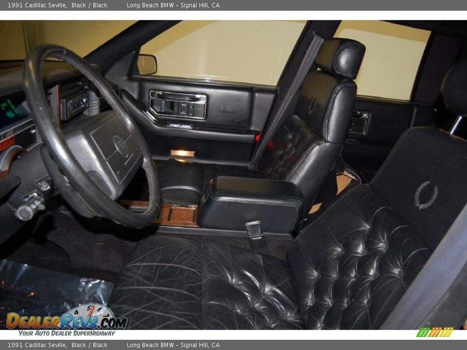 Black Interior - 1991 Cadillac Seville  Photo #16
