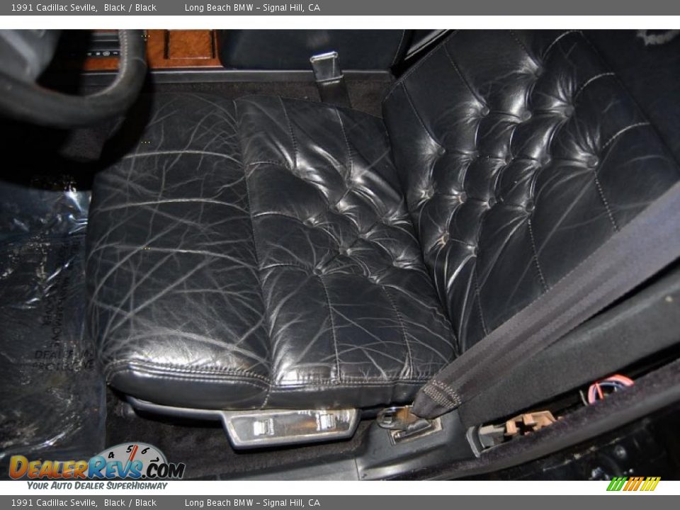 Black Interior - 1991 Cadillac Seville  Photo #18