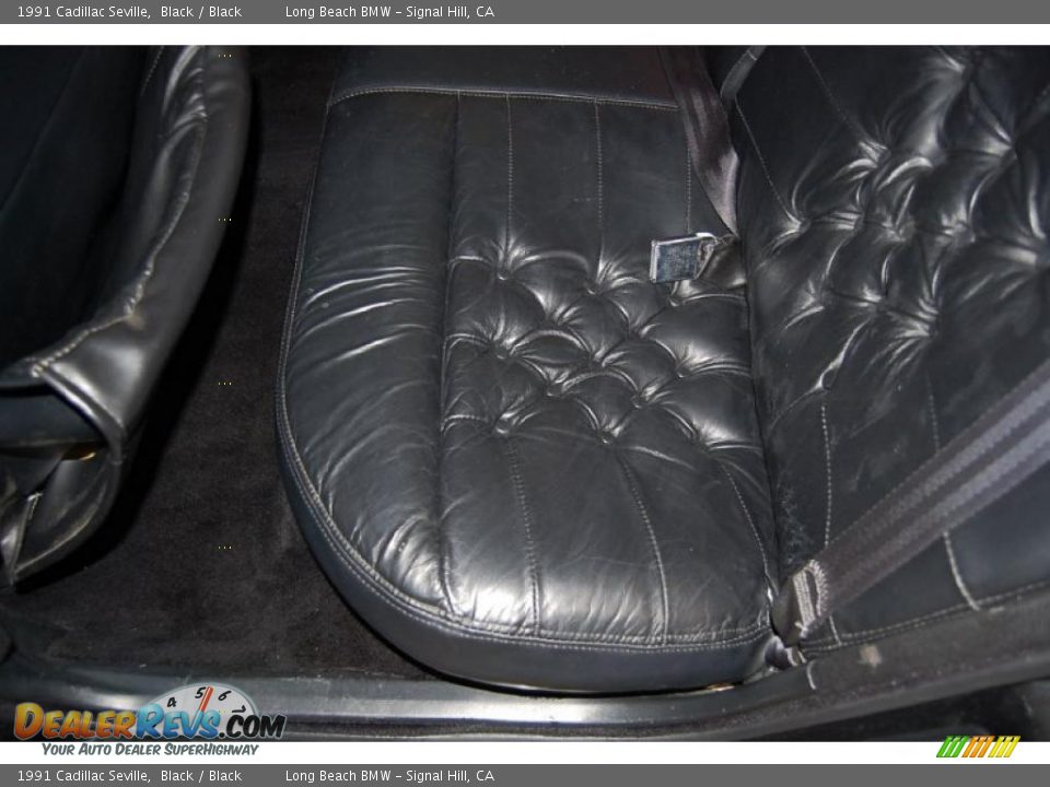 Black Interior - 1991 Cadillac Seville  Photo #24