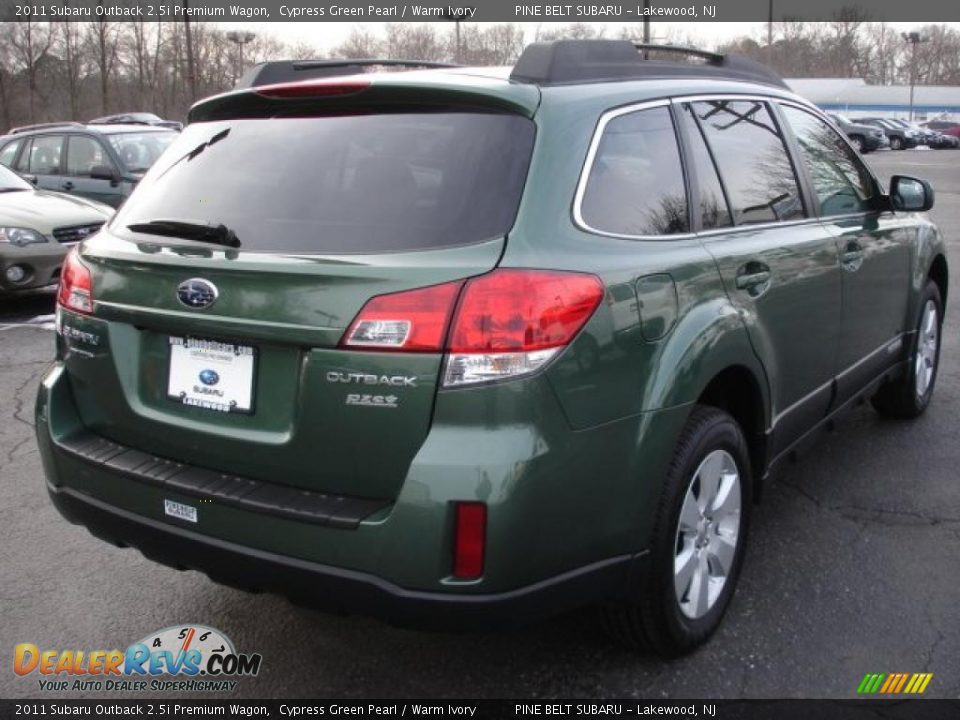 2011 Subaru Outback 2.5i Premium Wagon Cypress Green Pearl / Warm Ivory Photo #4