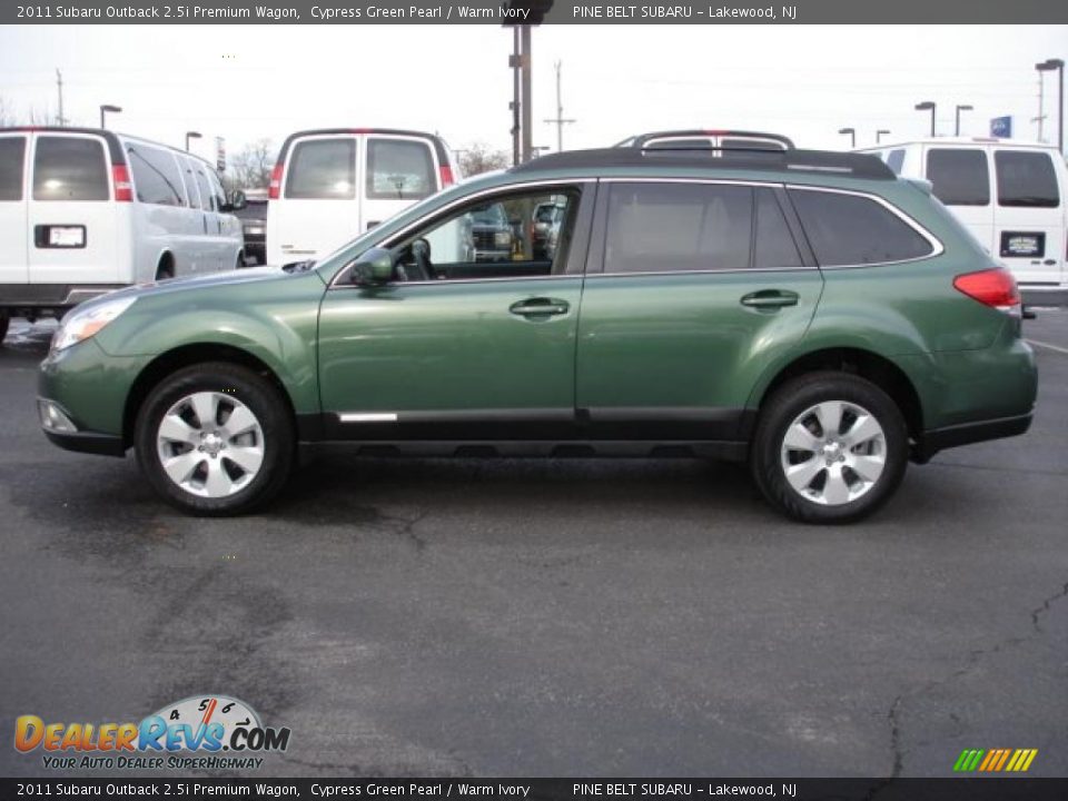 2011 Subaru Outback 2.5i Premium Wagon Cypress Green Pearl / Warm Ivory Photo #9