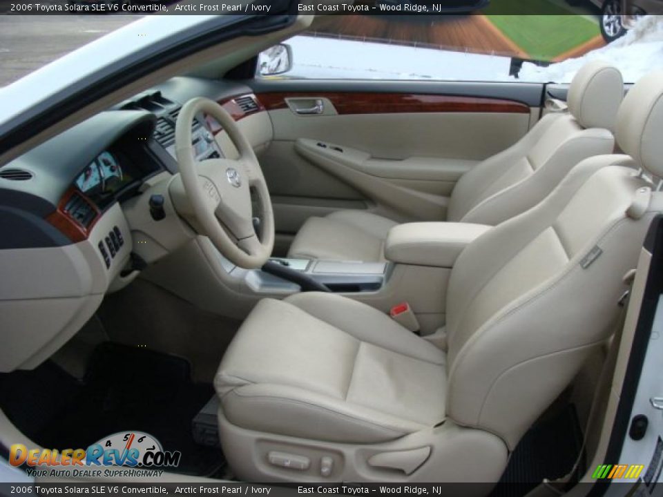 2006 Toyota Solara SLE V6 Convertible Arctic Frost Pearl / Ivory Photo #7