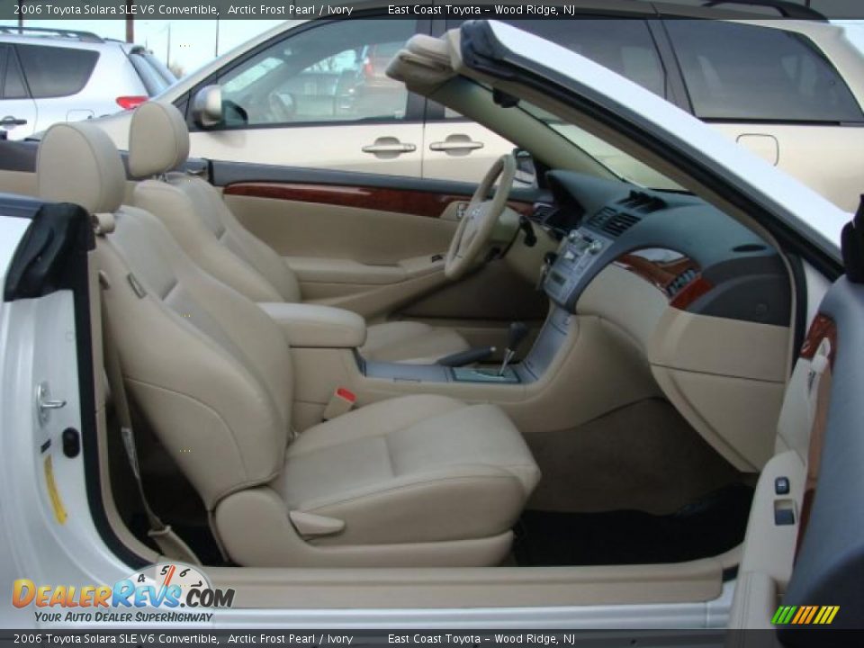 2006 Toyota Solara SLE V6 Convertible Arctic Frost Pearl / Ivory Photo #8