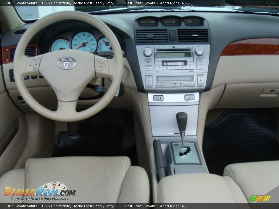 2006 Toyota Solara SLE V6 Convertible Arctic Frost Pearl / Ivory Photo #9