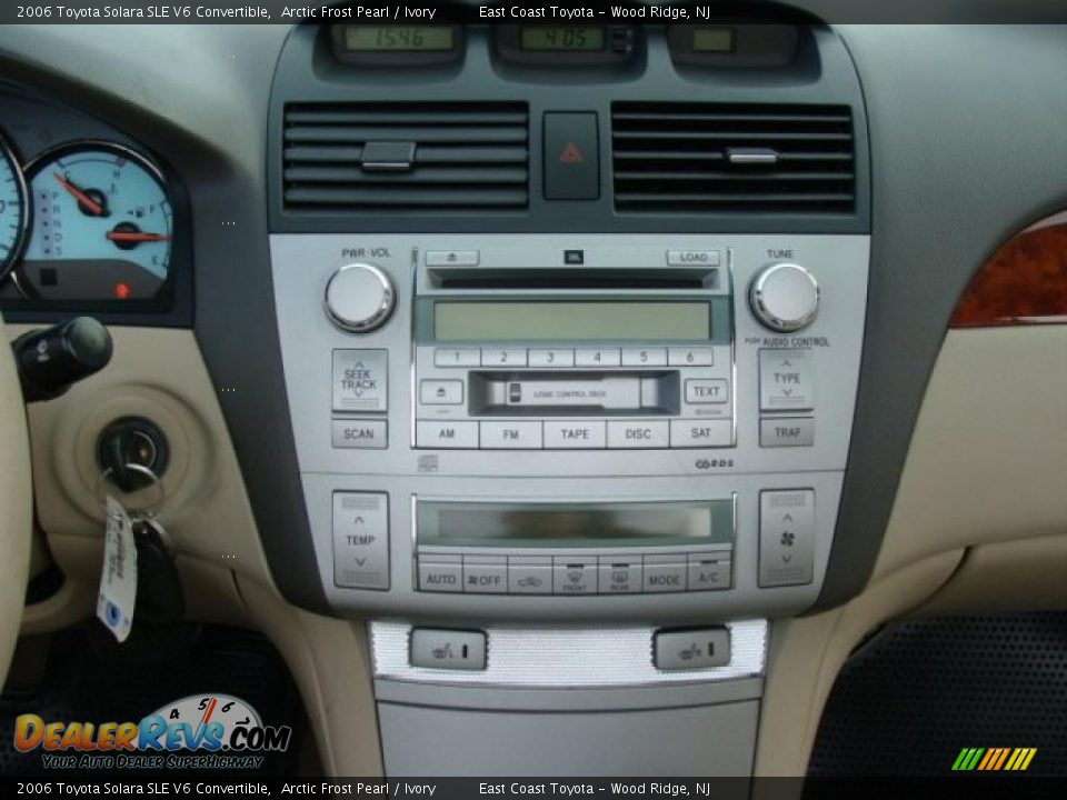 2006 Toyota Solara SLE V6 Convertible Arctic Frost Pearl / Ivory Photo #11