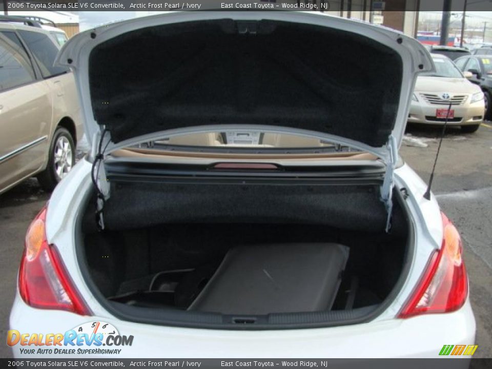 2006 Toyota Solara SLE V6 Convertible Arctic Frost Pearl / Ivory Photo #13