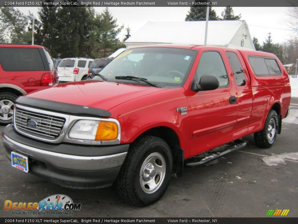 2004 Ford F150 XLT Heritage SuperCab Bright Red / Heritage Medium Parchment Photo #1