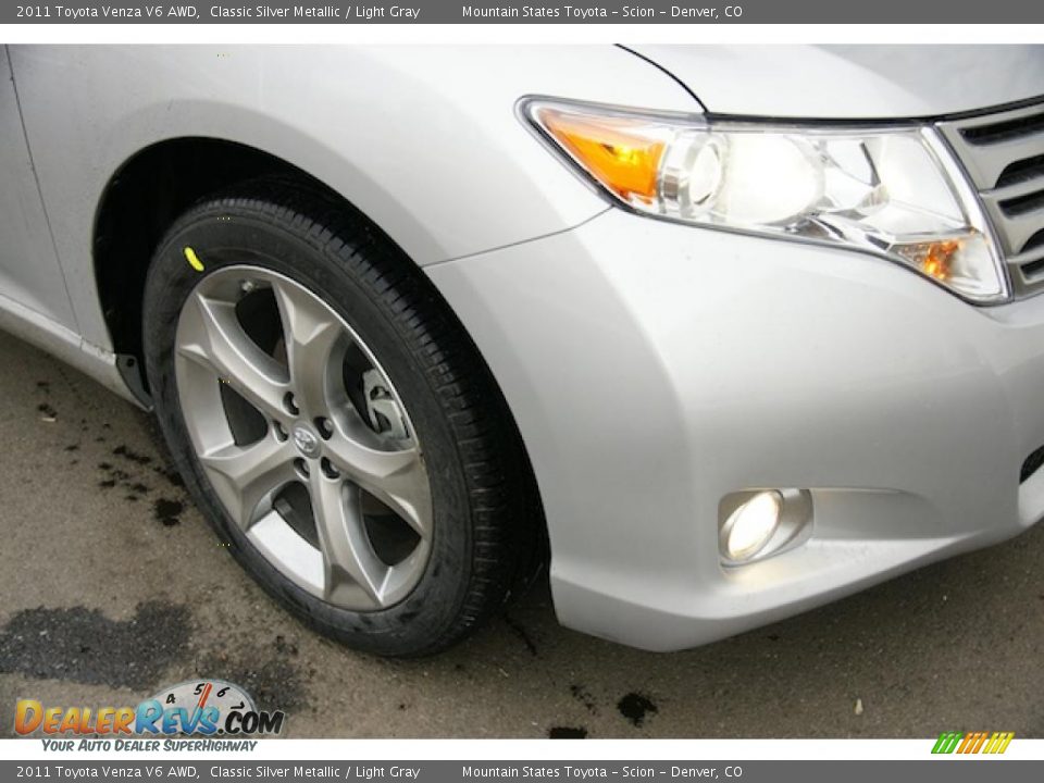 2011 Toyota Venza V6 AWD Classic Silver Metallic / Light Gray Photo #4