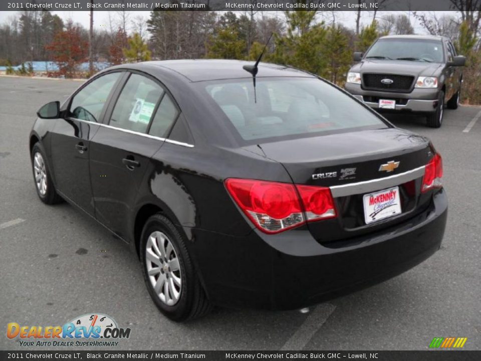 2011 Chevrolet Cruze LT Black Granite Metallic / Medium Titanium Photo #2