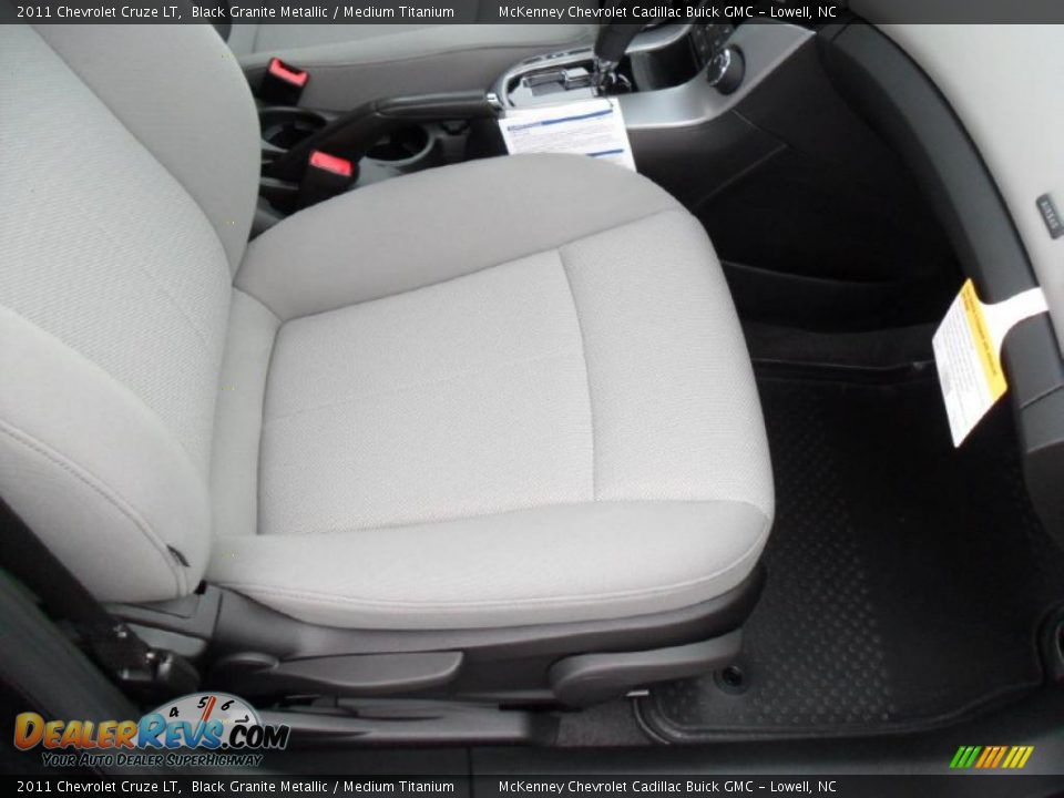 2011 Chevrolet Cruze LT Black Granite Metallic / Medium Titanium Photo #18