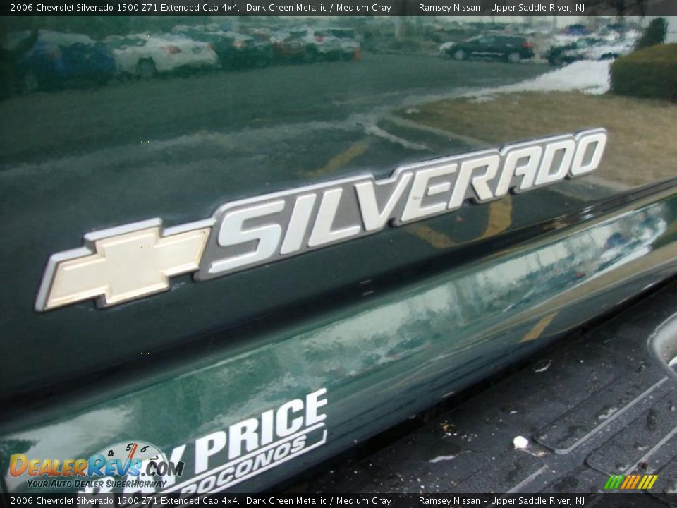 2006 Chevrolet Silverado 1500 Z71 Extended Cab 4x4 Dark Green Metallic / Medium Gray Photo #5