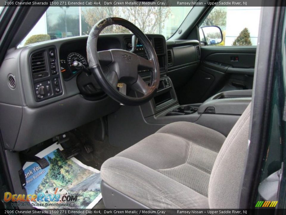 2006 Chevrolet Silverado 1500 Z71 Extended Cab 4x4 Dark Green Metallic / Medium Gray Photo #14