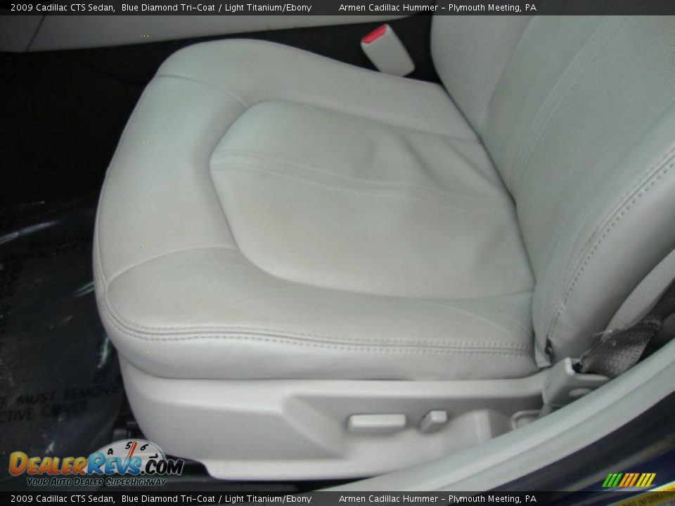 2009 Cadillac CTS Sedan Blue Diamond Tri-Coat / Light Titanium/Ebony Photo #15