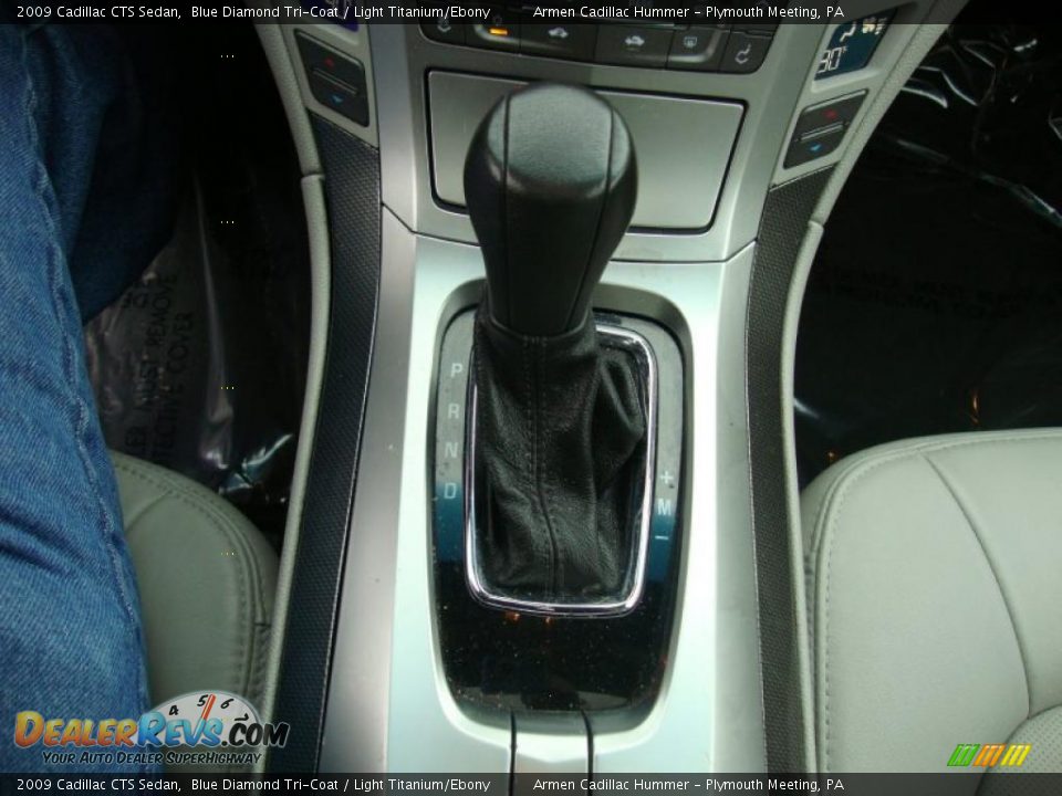 2009 Cadillac CTS Sedan Blue Diamond Tri-Coat / Light Titanium/Ebony Photo #33