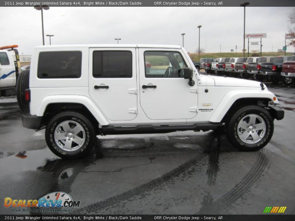 Bright White 2011 Jeep Wrangler Unlimited Sahara 4x4 Photo #4