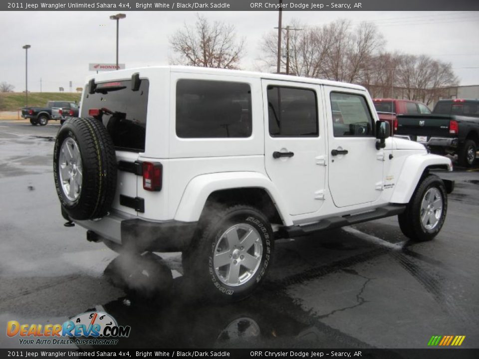 2011 Jeep Wrangler Unlimited Sahara 4x4 Bright White / Black/Dark Saddle Photo #5