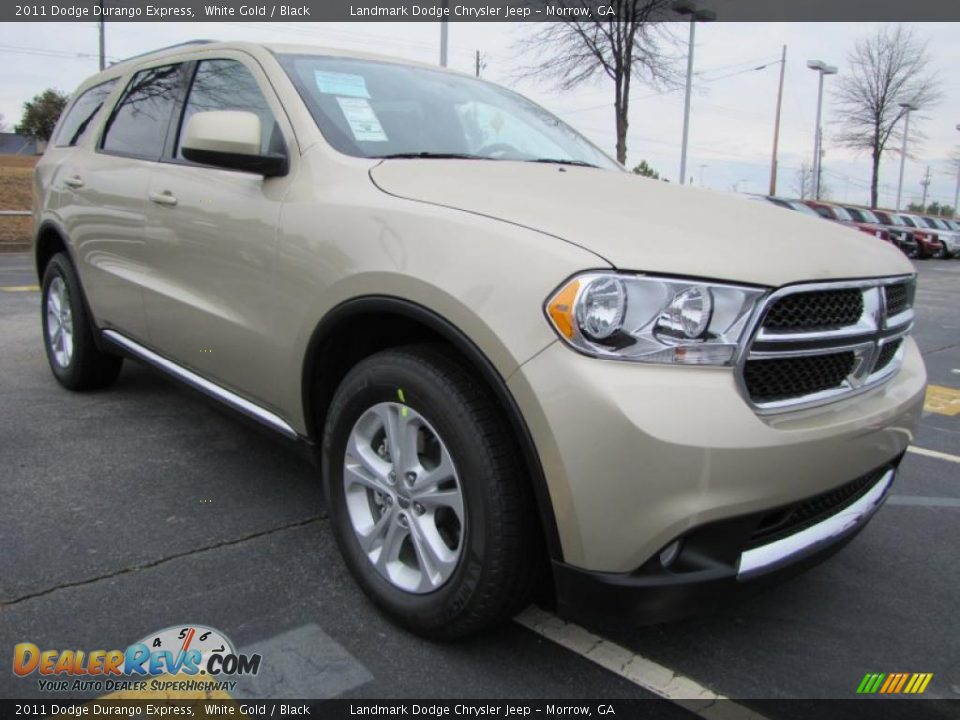 Front 3/4 View of 2011 Dodge Durango Express Photo #4