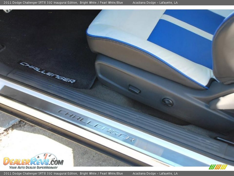 2011 Dodge Challenger SRT8 392 Inaugural Edition Logo Photo #21