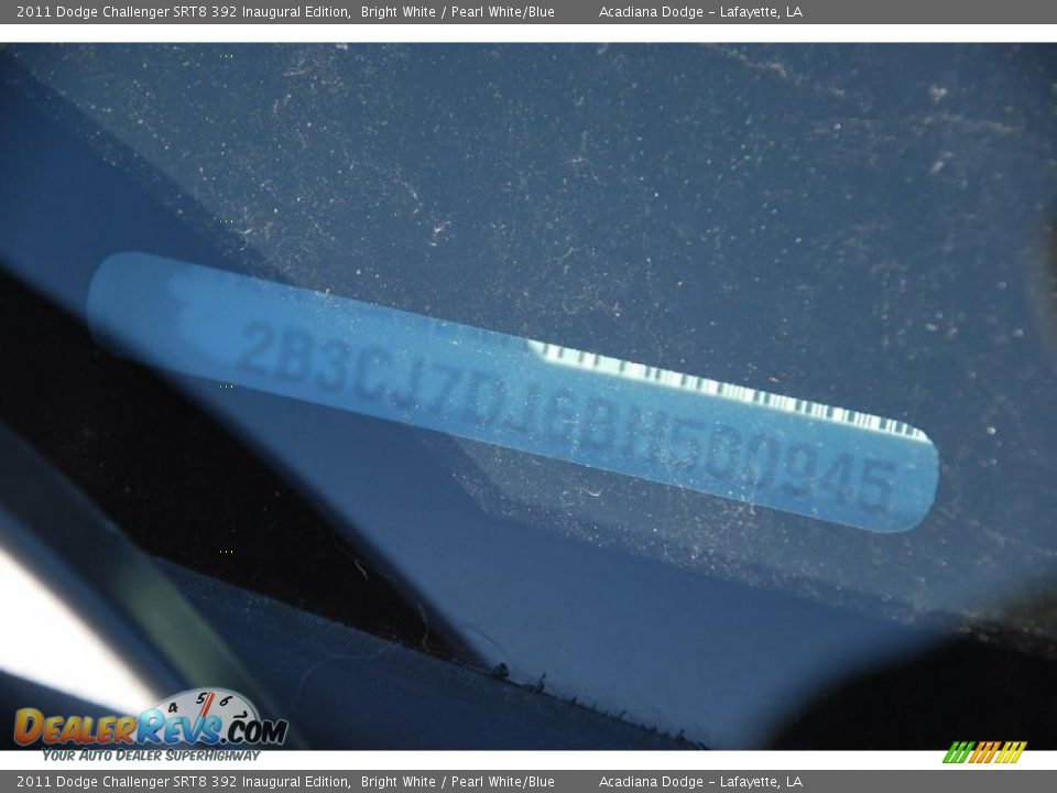 2011 Dodge Challenger SRT8 392 Inaugural Edition Bright White / Pearl White/Blue Photo #33