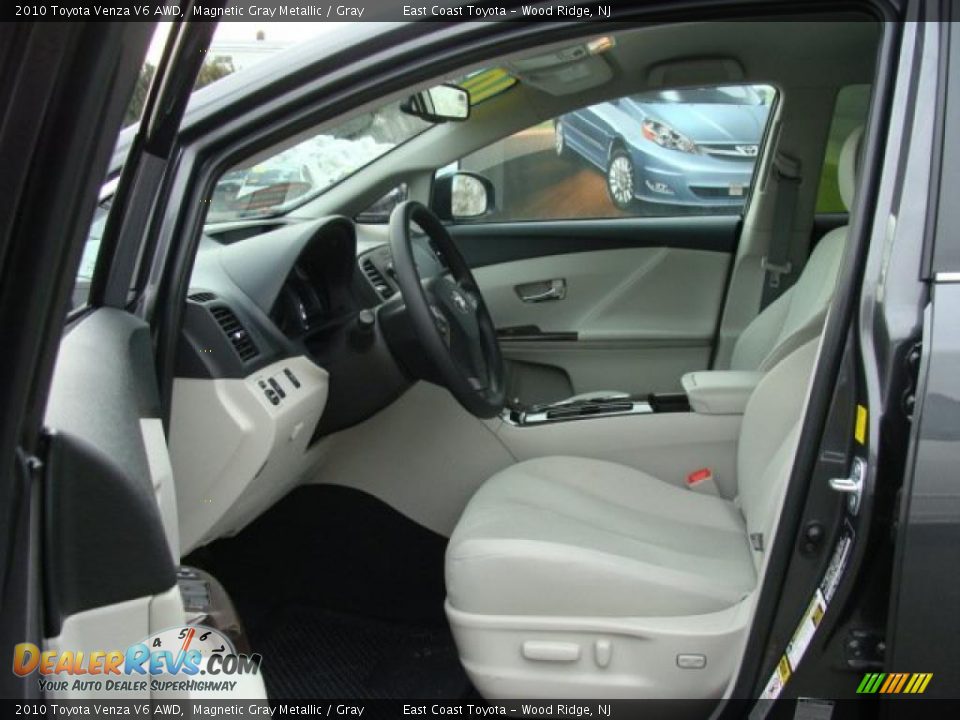 Gray Interior 2010 Toyota Venza V6 Awd Photo 7