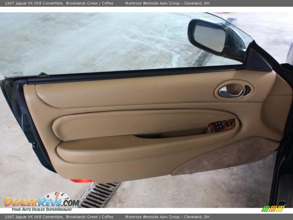 Door Panel of 1997 Jaguar XK XK8 Convertible Photo #14