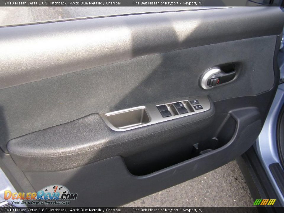 Door Panel of 2010 Nissan Versa 1.8 S Hatchback Photo #9