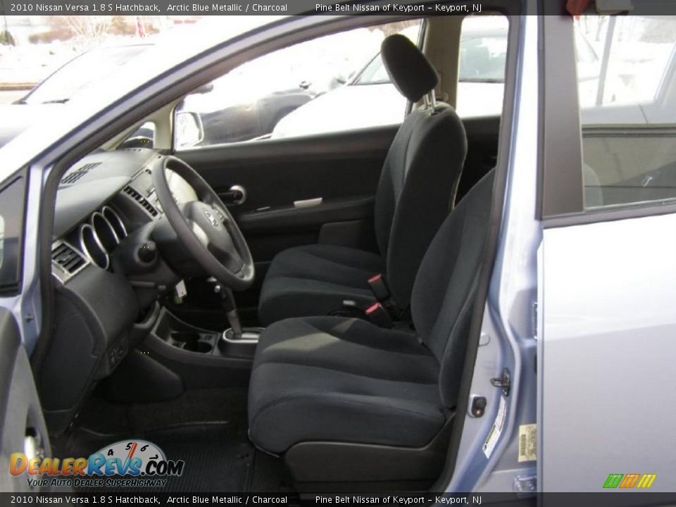 Charcoal Interior - 2010 Nissan Versa 1.8 S Hatchback Photo #10