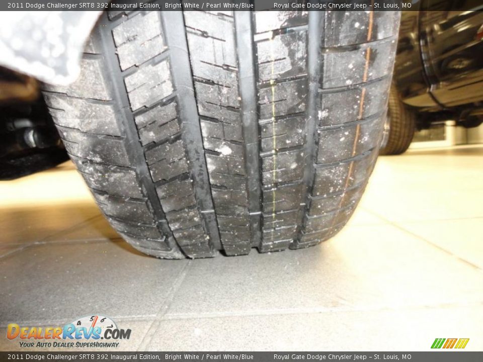 2011 Dodge Challenger SRT8 392 Inaugural Edition Bright White / Pearl White/Blue Photo #35