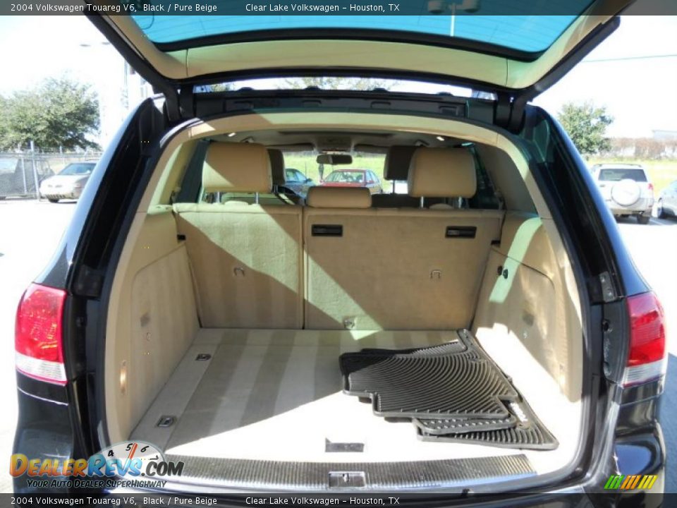 2004 Volkswagen Touareg V6 Trunk Photo #10