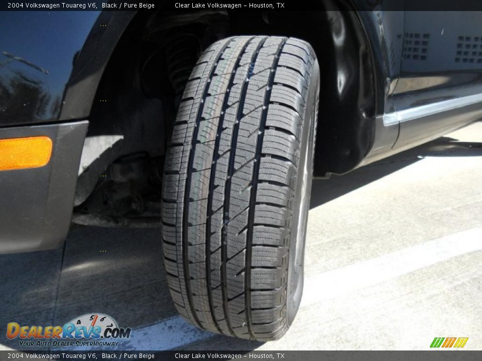2004 Volkswagen Touareg V6 Black / Pure Beige Photo #11