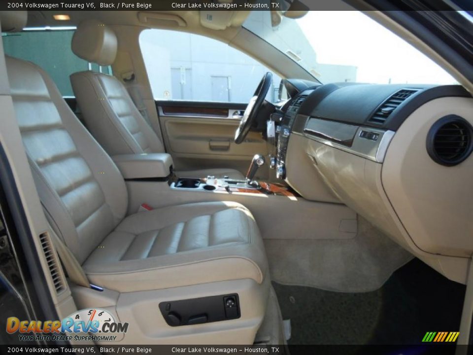 Pure Beige Interior - 2004 Volkswagen Touareg V6 Photo #16