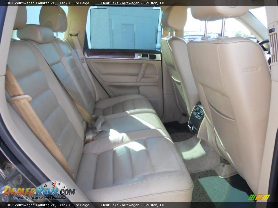 Pure Beige Interior - 2004 Volkswagen Touareg V6 Photo #18