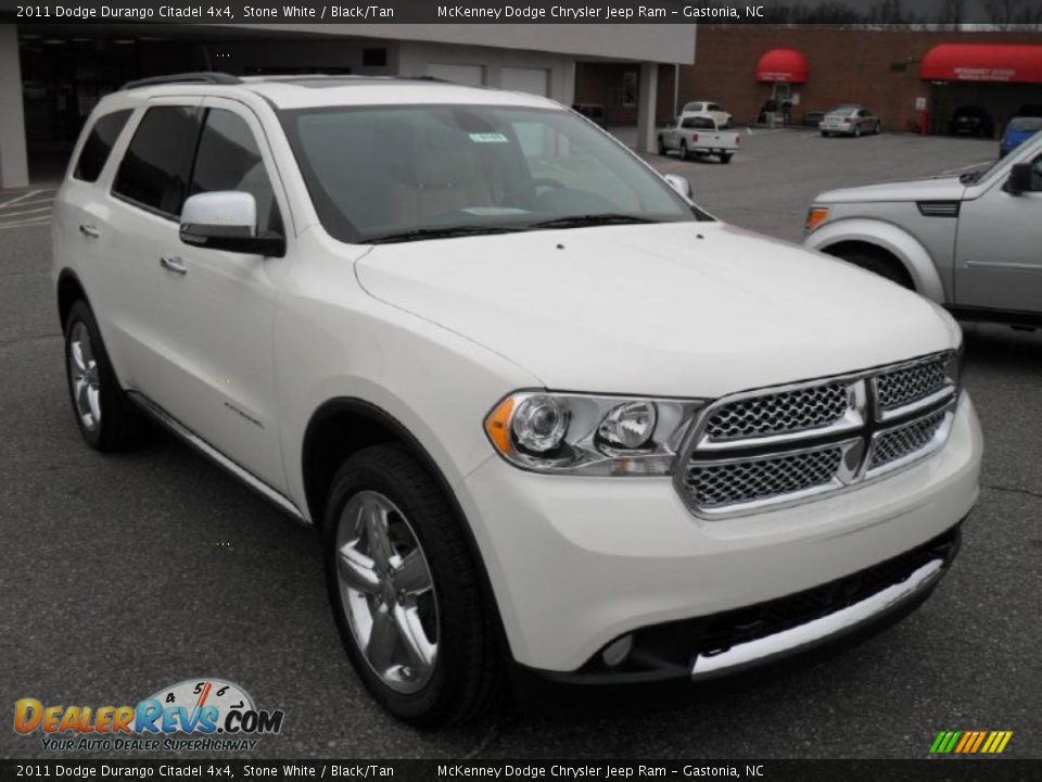 2011 Dodge Durango Citadel 4x4 Stone White / Black/Tan Photo #5