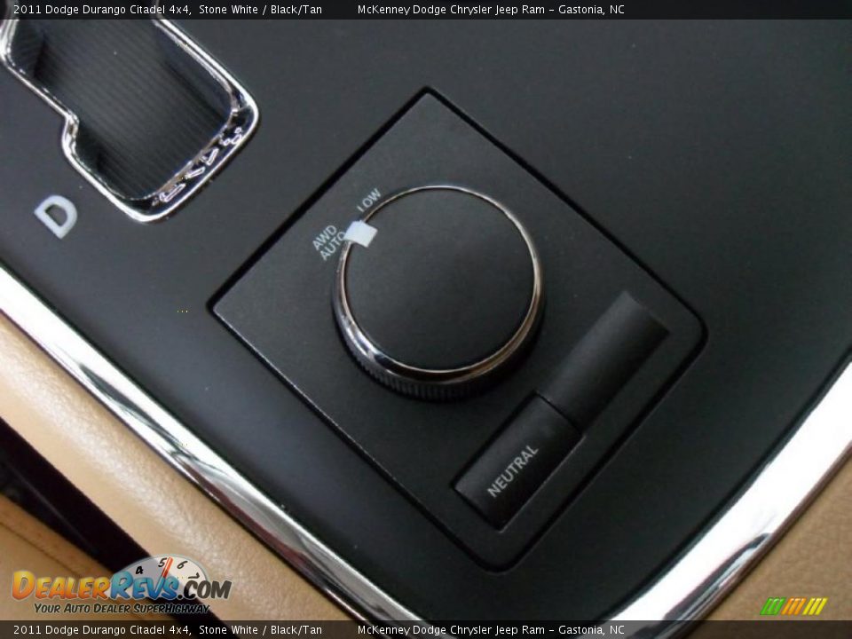 2011 Dodge Durango Citadel 4x4 Stone White / Black/Tan Photo #22