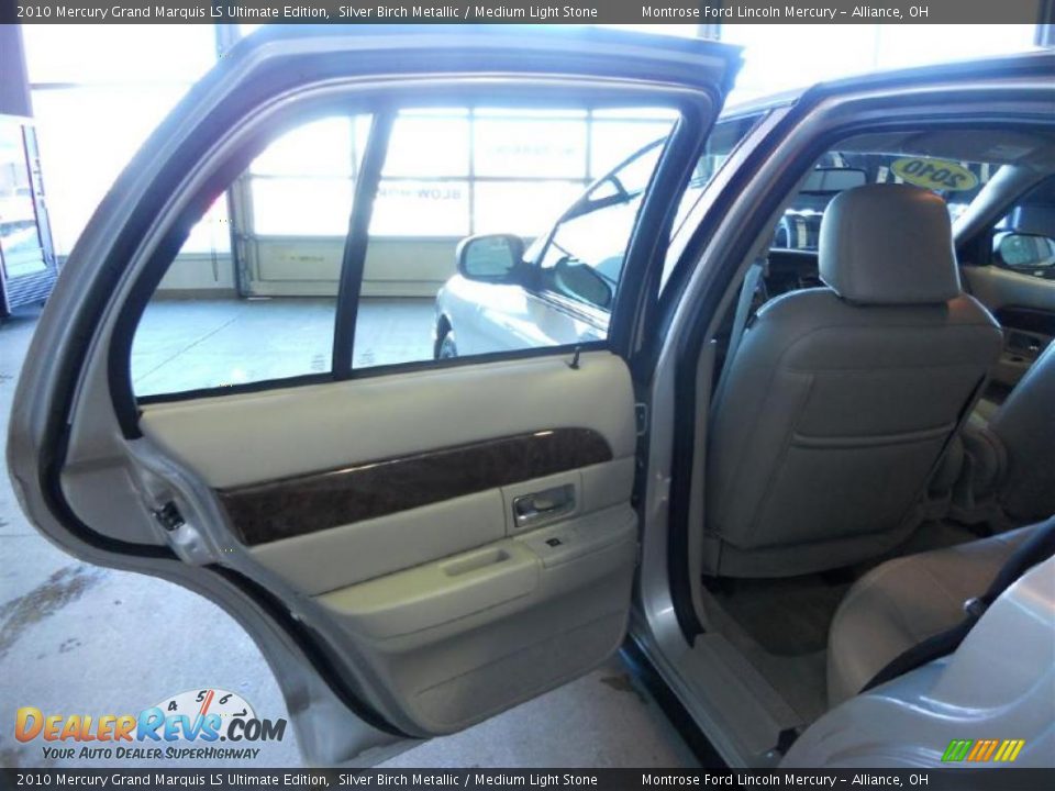 2010 Mercury Grand Marquis LS Ultimate Edition Silver Birch Metallic / Medium Light Stone Photo #19